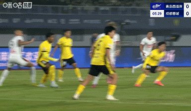 开云体育下载-足协评议：杨明洋+周定洋染黄、费利佩绝平判罚正确