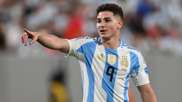 开云官网-球员比赛负荷研究:0.29%球员赛季出场超5000分钟