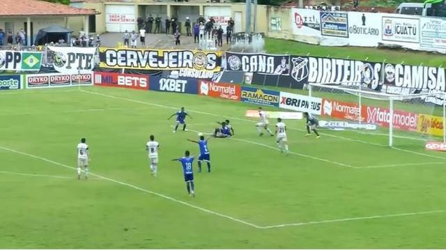 kaiyun-极为罕见甚至前所未有 巴西球员坐地上倒勾破门！