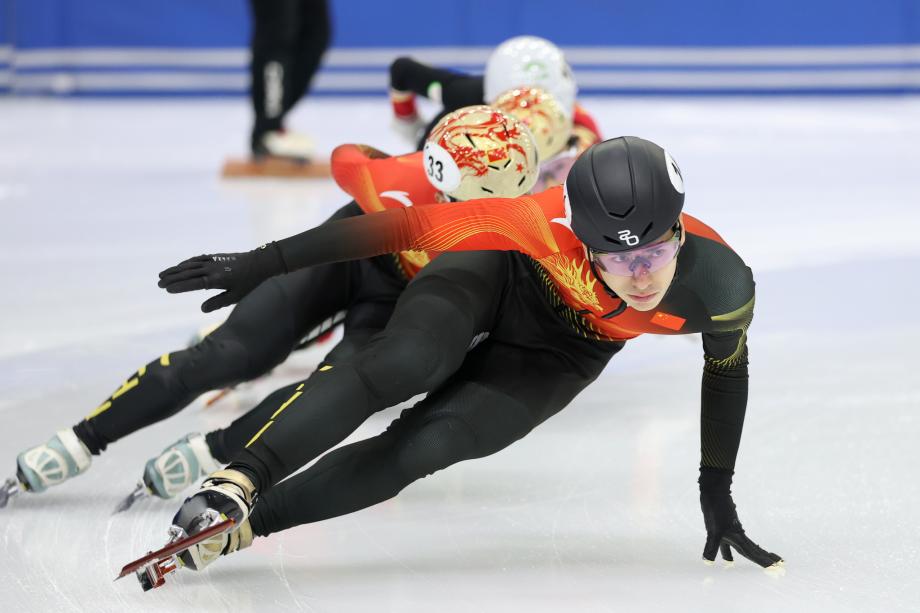 开云-中国短道速滑队进行公开训练 正视挑战力争米兰创佳绩