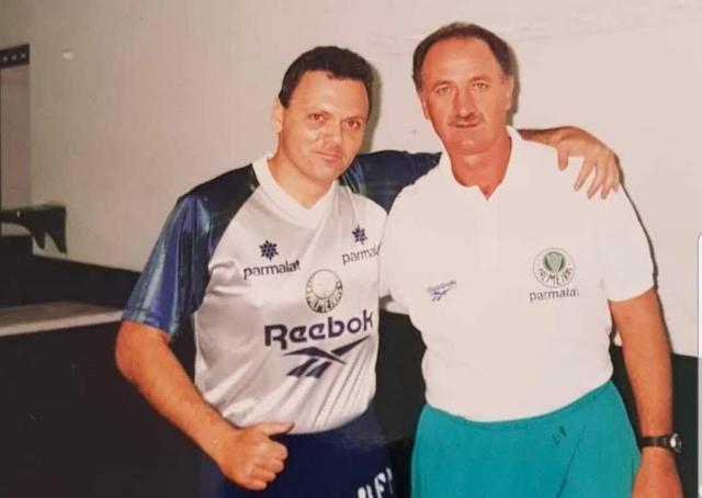 开云体育官网-巴西57岁球童 当了27年 他想干到干不动时为止