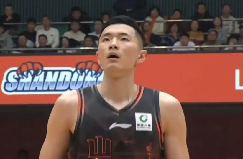 开云app-山东男篮神秘强援空降！保密封神+惊喜压哨，全力冲刺广州补赛！